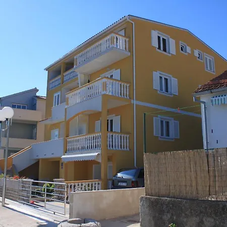 8384a Apartman