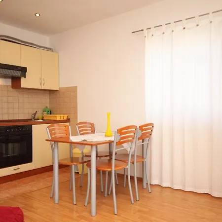 Apartman 8384a