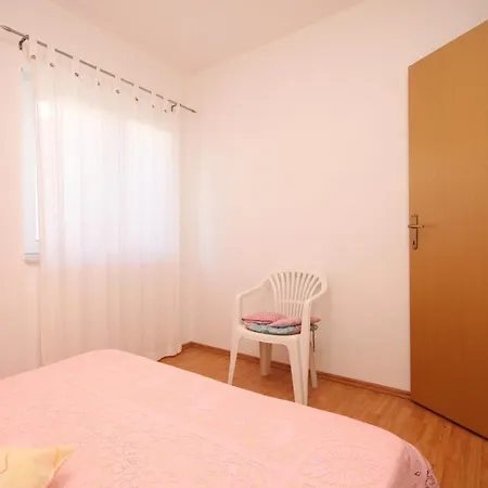 Apartman 8384a Preko