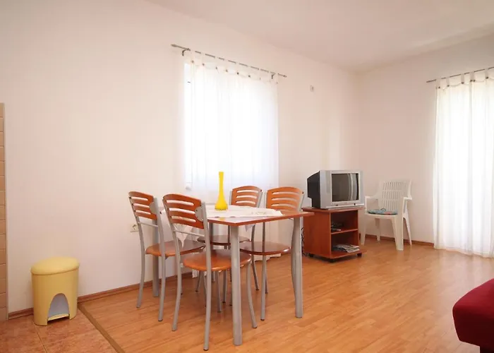 Apartmán 8384a Preko