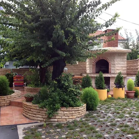 8384a Апартаменты *